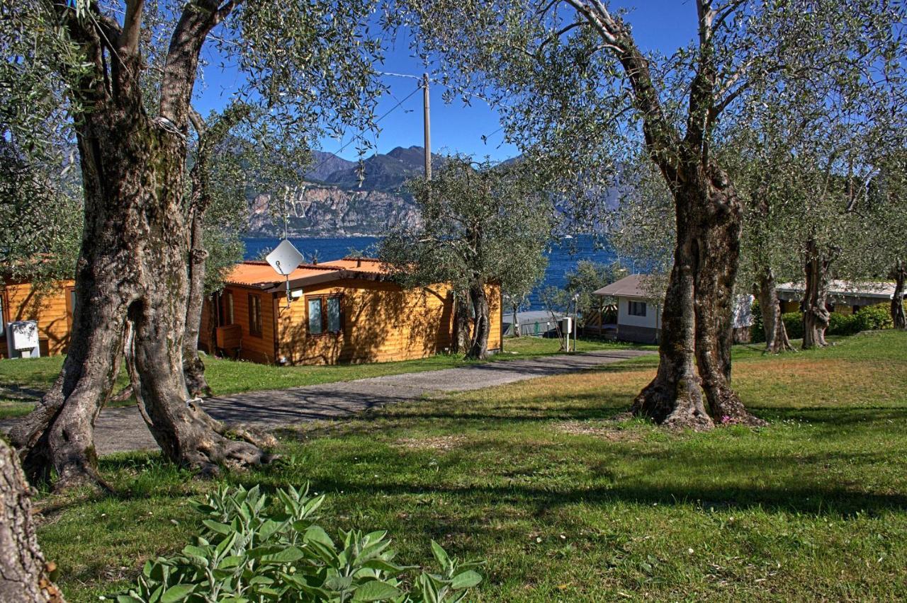 Monja Camping Village Бренцоне-суль-Гарда Екстер'єр фото