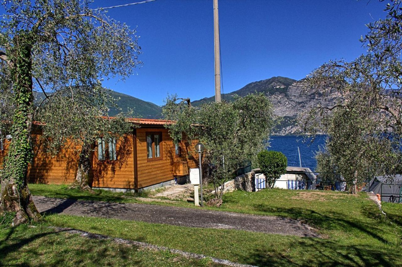 Monja Camping Village Бренцоне-суль-Гарда Екстер'єр фото