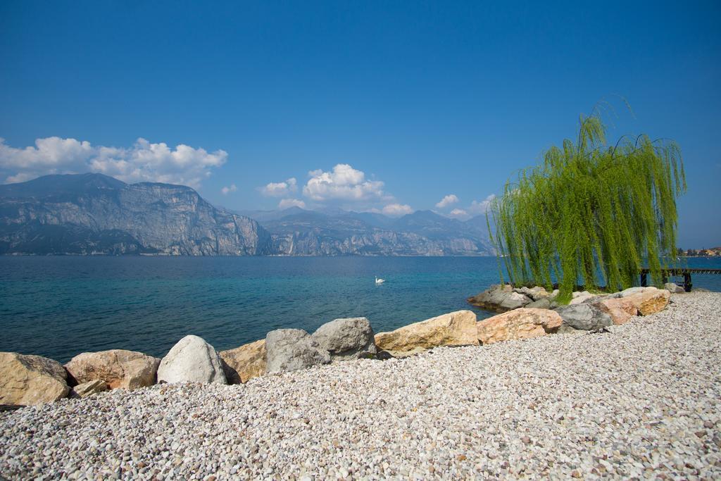 Monja Camping Village Бренцоне-суль-Гарда Екстер'єр фото